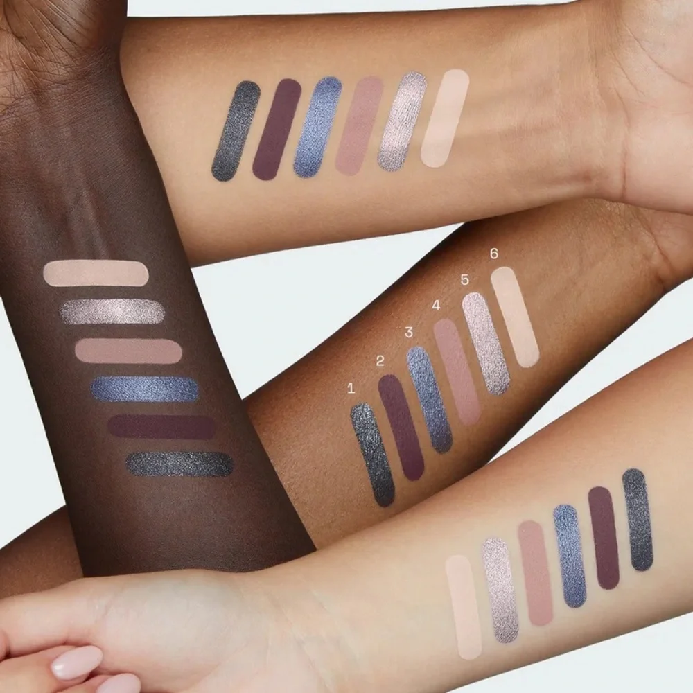 r.e.m. beauty Midnight Snack Eyeshadow Palette